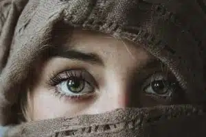 Crohn's disease eyes